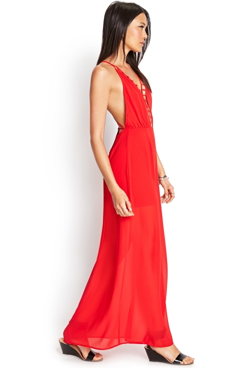 Uzun kırmızı elbise