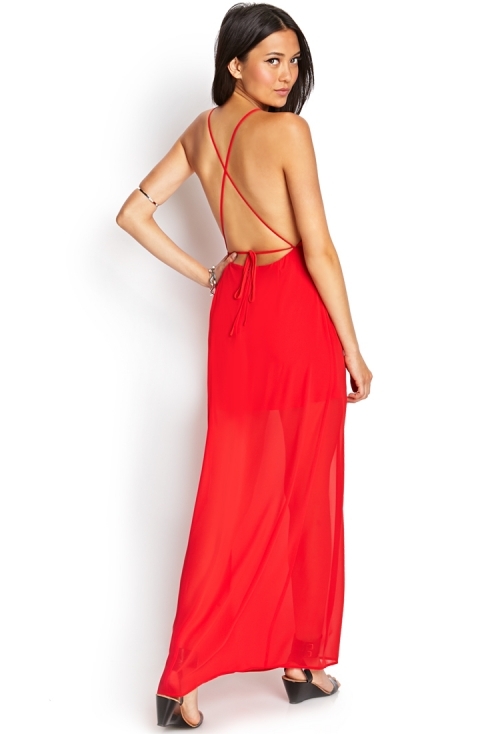 Uzun kırmızı elbise